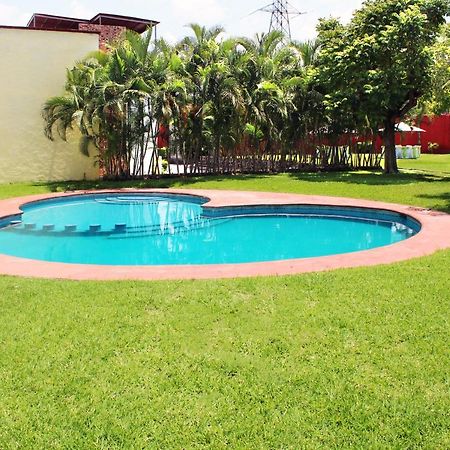 Preciosa Casa Palmera En Cuernavaca Con Alberca, Wifi, Tv Y Cocina Para Fin De Semana, Descanso, Vacaciones O Home Office Emiliano Zapata  Екстериор снимка